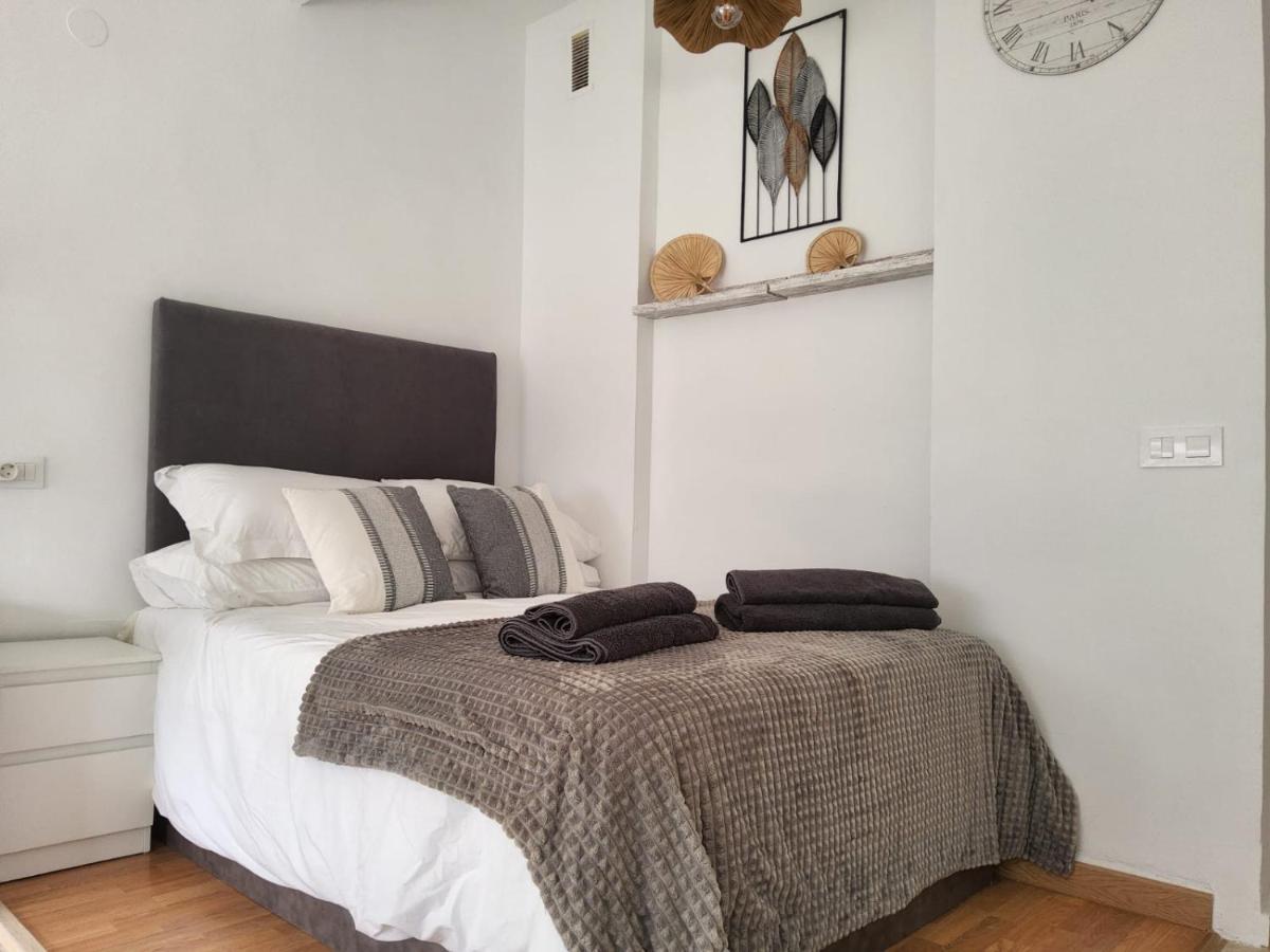 Tranquility Studio Apartment Malaga Ngoại thất bức ảnh