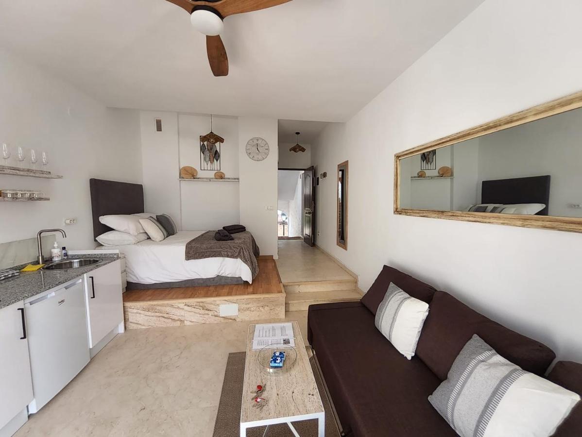 Tranquility Studio Apartment Malaga Ngoại thất bức ảnh