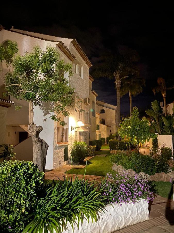 Tranquility Studio Apartment Malaga Ngoại thất bức ảnh