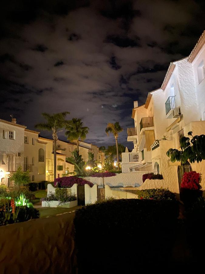Tranquility Studio Apartment Malaga Ngoại thất bức ảnh